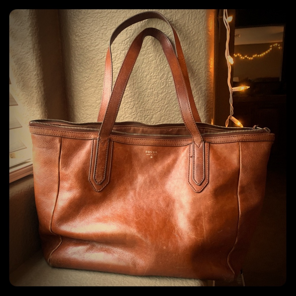 Fossil Tote